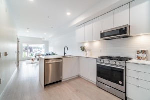 215 2345 RINDALL AVE, Port Coquitlam Condos for sale, MLS® R2814148
